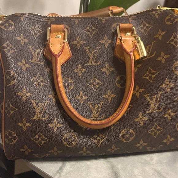 Louis Vuitton Classic Monogram Satchel 30 - Picture 1 of 1